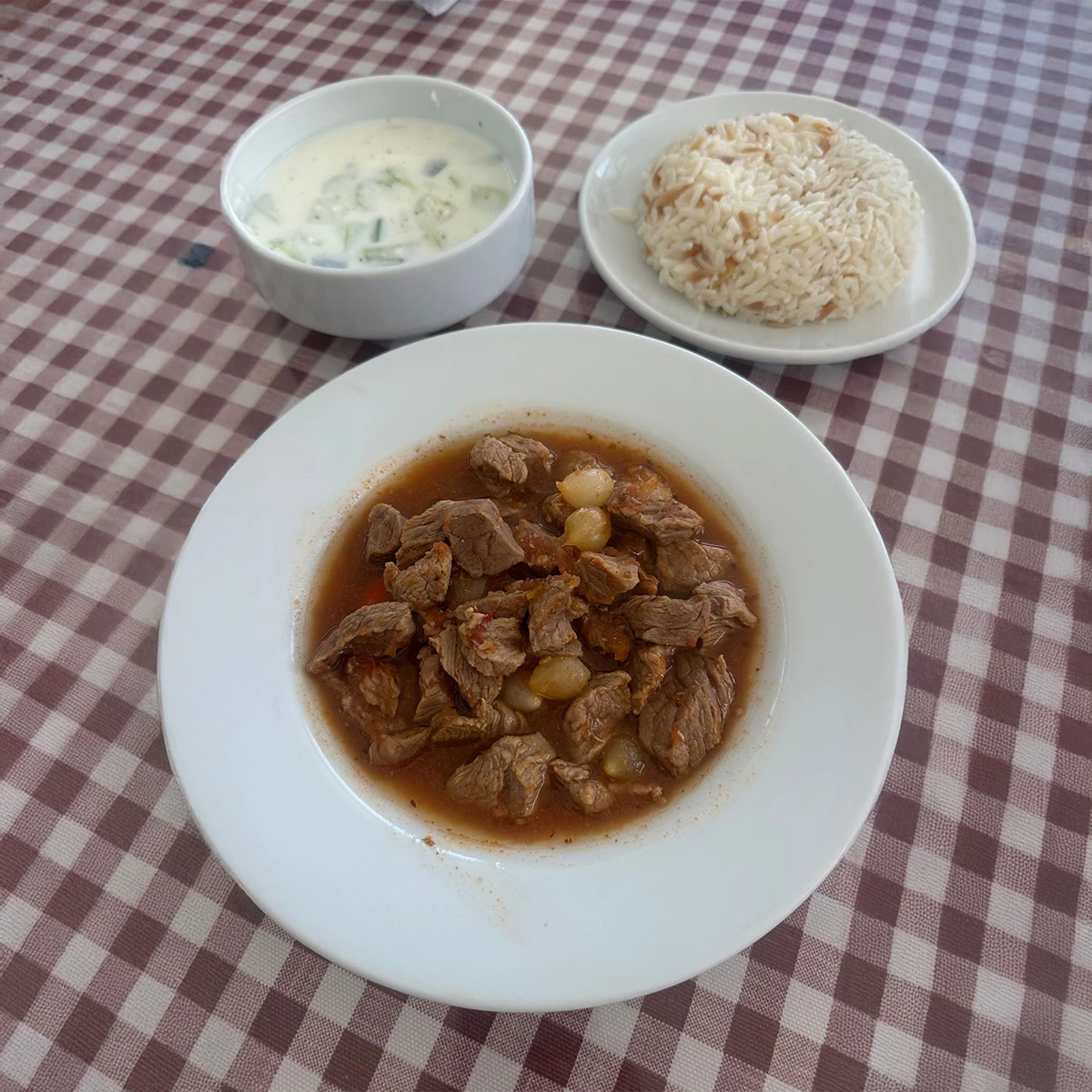 Etli Arpacık Soğanlı Yahni